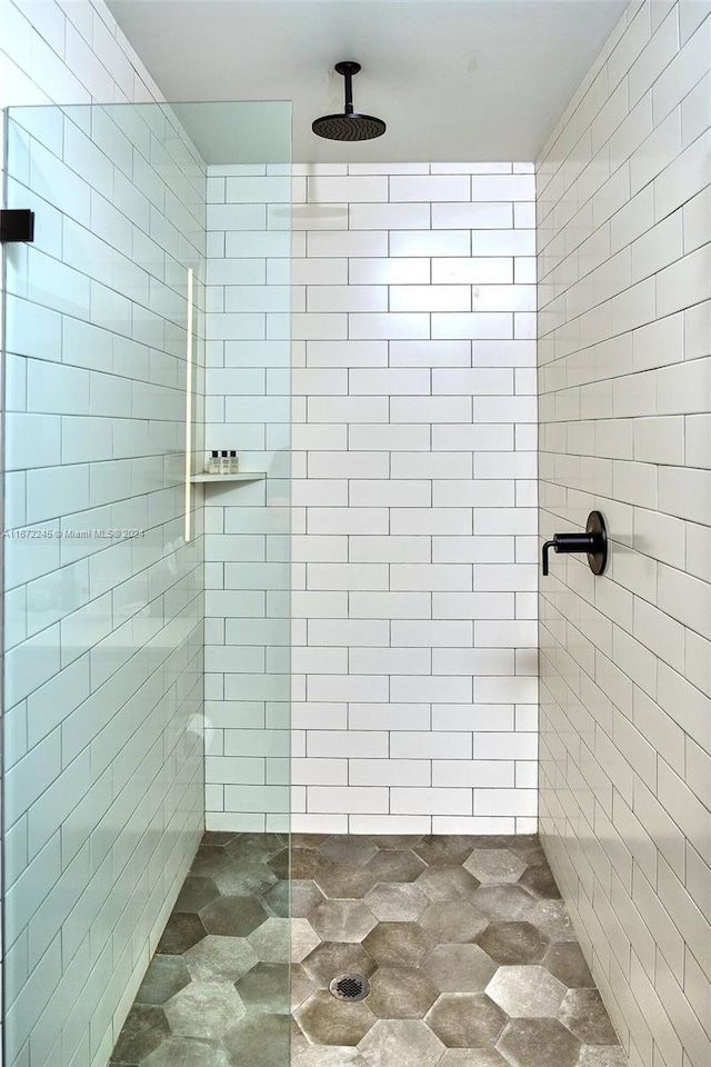 398 NE 5th St Unit 3610, Miami, FL 33132 - bathroom with tiled shower