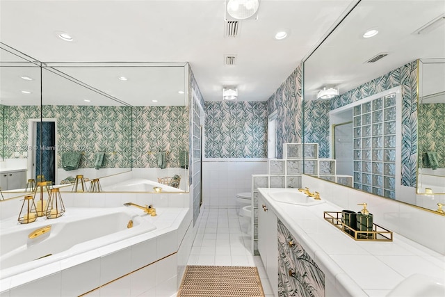 11420 SW 80th Rd, Pinecrest, FL 33156 - full bathroom with wallpapered walls, toilet, double vanity, and a sink