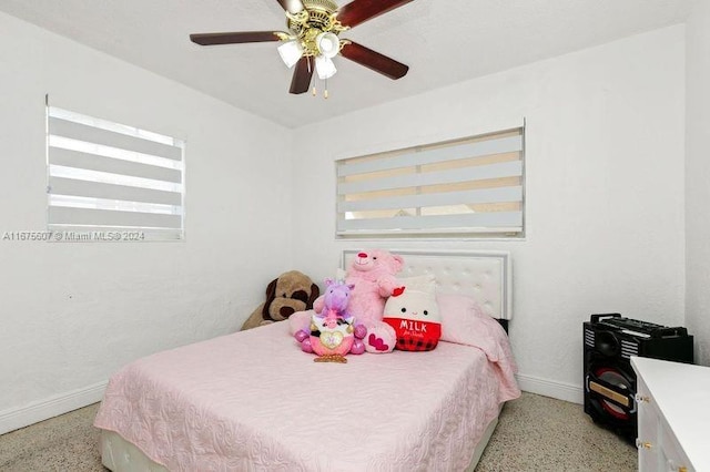 bedroom featuring ceiling fan