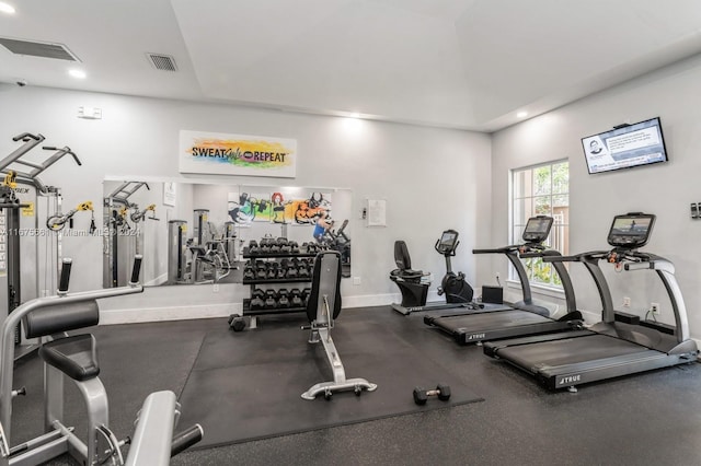 19655 E Country Club Dr Unit 6401, Aventura, FL 33180 - exercise room with recessed lighting and baseboards