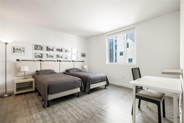 500 Brickell Ave Unit 3907, Miami, FL 33131 - bedroom featuring baseboards
