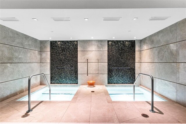 1010 Brickell Ave Unit 1607, Miami, FL 33131 - view of swimming pool with a swimming pool and an indoor in ground hot tub