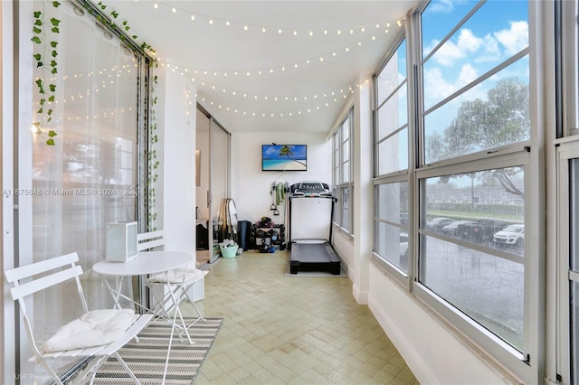 hallway with a healthy amount of sunlight