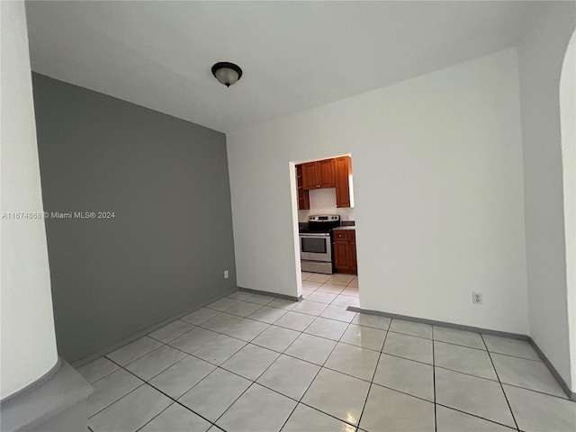 view of tiled spare room