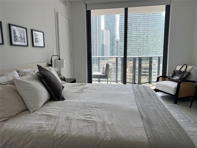 55 SW 9th St Unit 1604, Miami, FL 33130 - photo 1