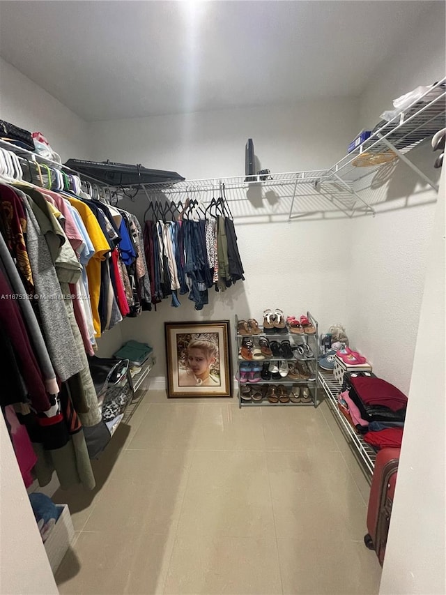 view of walk in closet