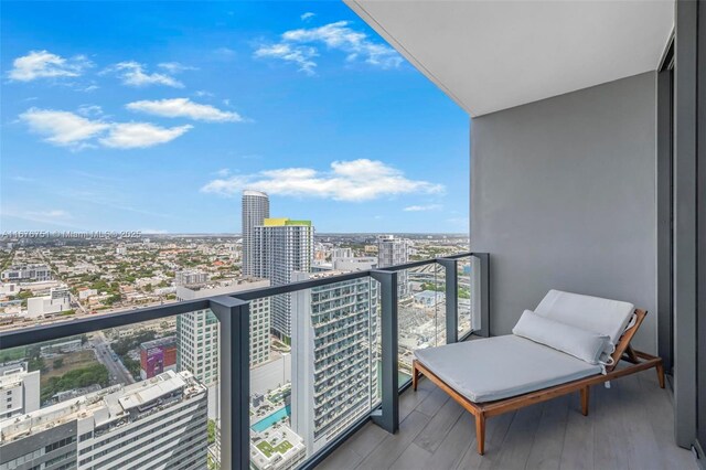 88 SW 7th St Unit 3806, Miami, FL 33130 - balcony featuring a view of city