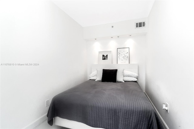 100 Lincoln Rd Unit 1201, Miami Beach, FL 33139 - bedroom featuring baseboards