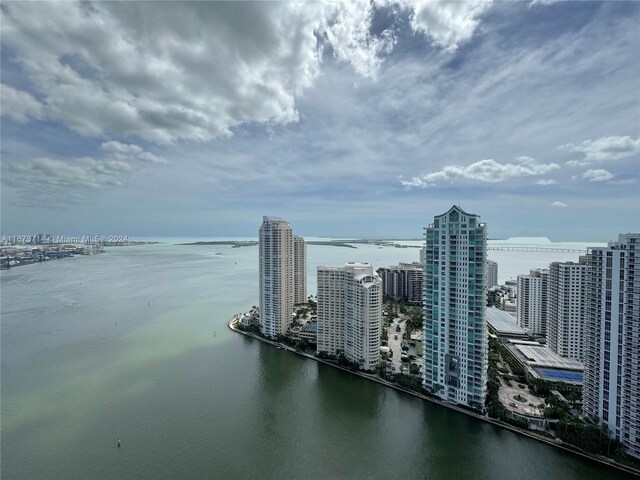 325 S Biscayne Blvd Unit 19, Miami, FL 33131 - water view featuring nearby urban area