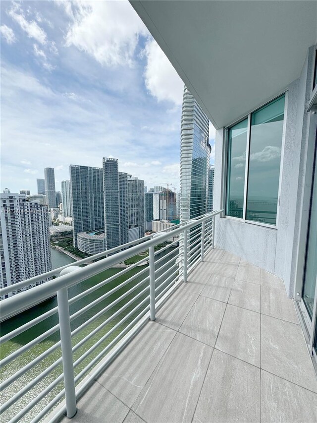 325 S Biscayne Blvd Unit 19, Miami, FL 33131 - balcony with a city view