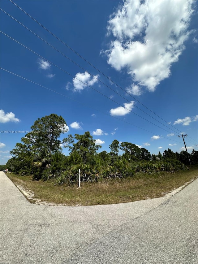 Listing photo 2 for 3200 36th St W, Lehigh Acres FL 33971