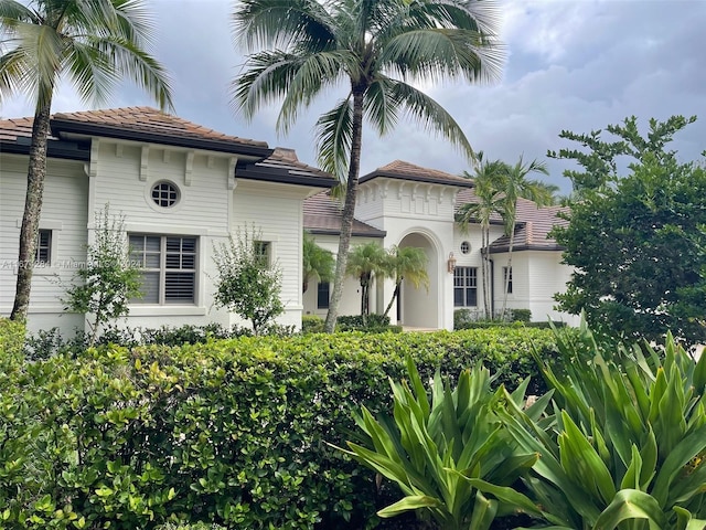 view of mediterranean / spanish house