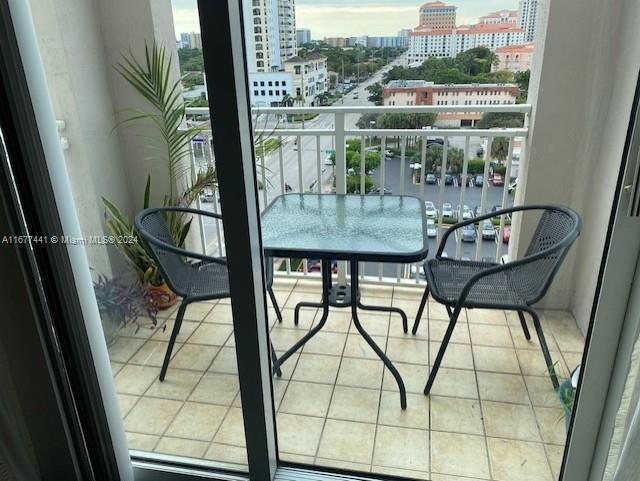 50 Menores Ave Unit 829, Coral Gables, FL 33134 - balcony with a city view