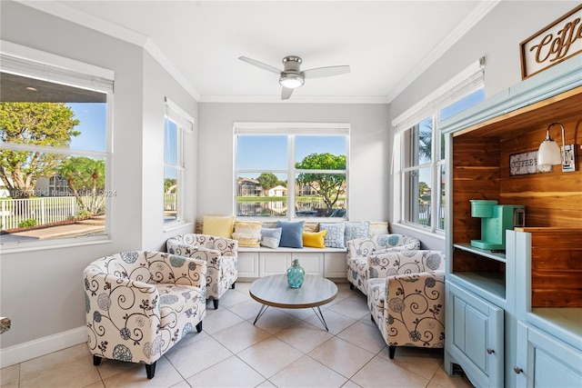 sunroom with ceiling fan