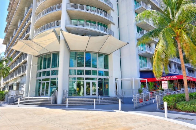 690 SW 1st Ct Unit 1730, Miami, FL 33130 - view of apartment building / complex