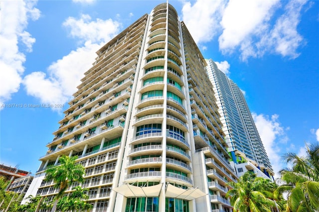 690 SW 1st Ct Unit 1730, Miami, FL 33130 - view of building exterior