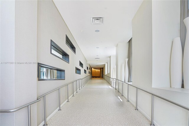 4401 Collins Ave Unit 915, Miami Beach, FL 33140 - view of corridor