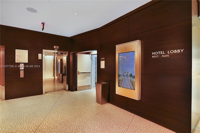 4401 Collins Ave Unit 915, Miami Beach, FL 33140 - hall with elevator