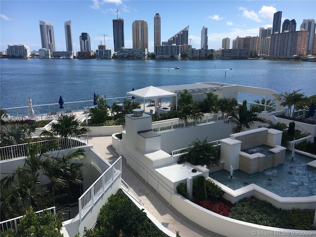 3000 Island Blvd Unit 2404, Aventura, FL 33160 - water view featuring skyline