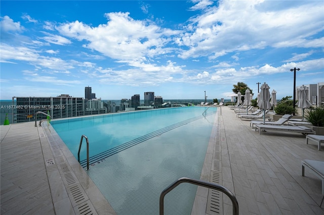 view of swimming pool