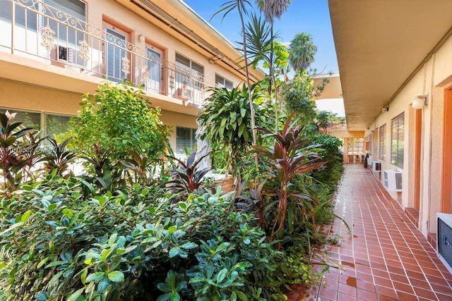 view of home's exterior