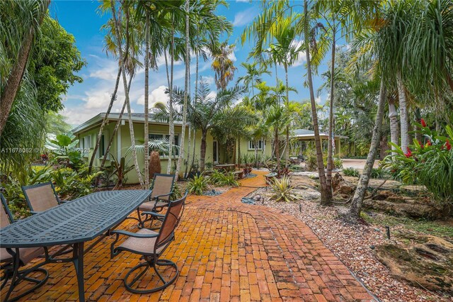 9234 SW 112th St, Miami, FL 33176 - photo 10