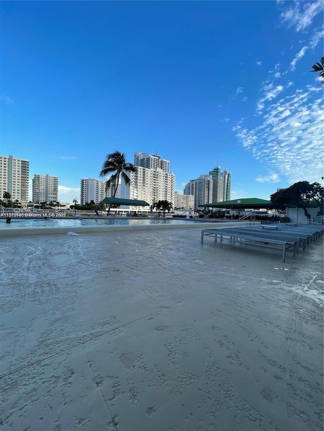 1000 Parkview Dr Unit 920, Hallandale Beach, FL 33009 - photo 30