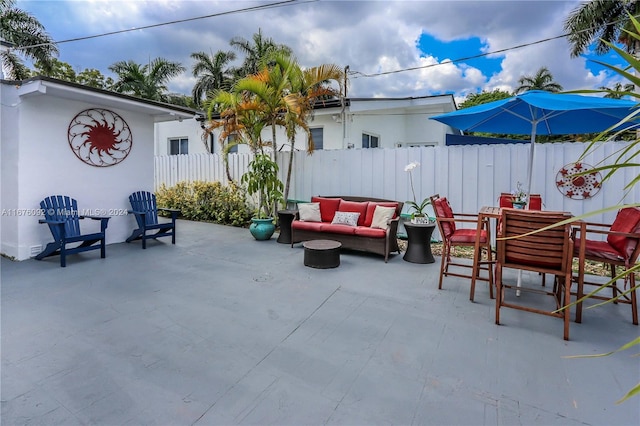 view of patio / terrace with outdoor lounge area