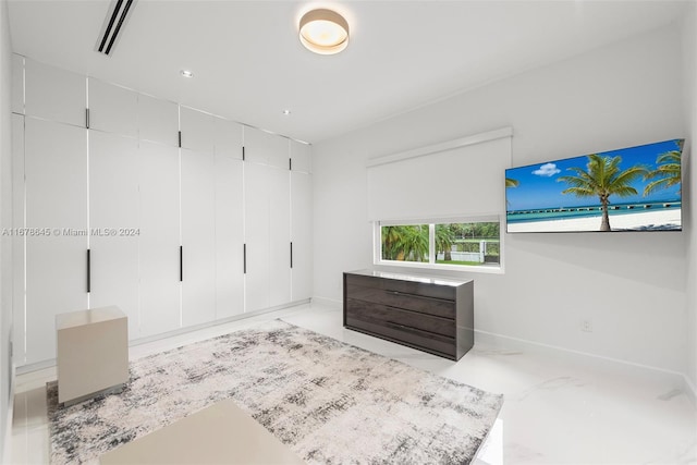 bedroom featuring a closet