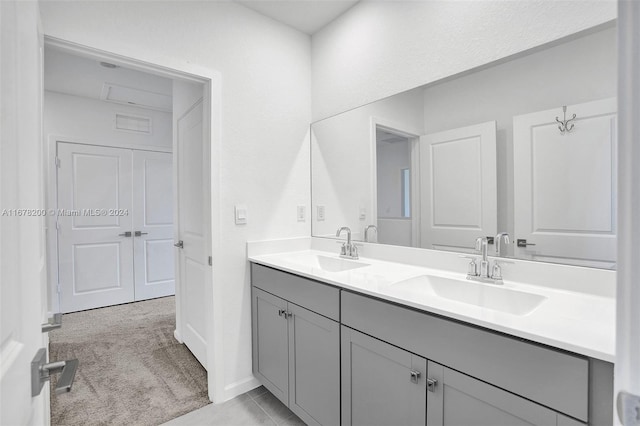 bathroom with vanity