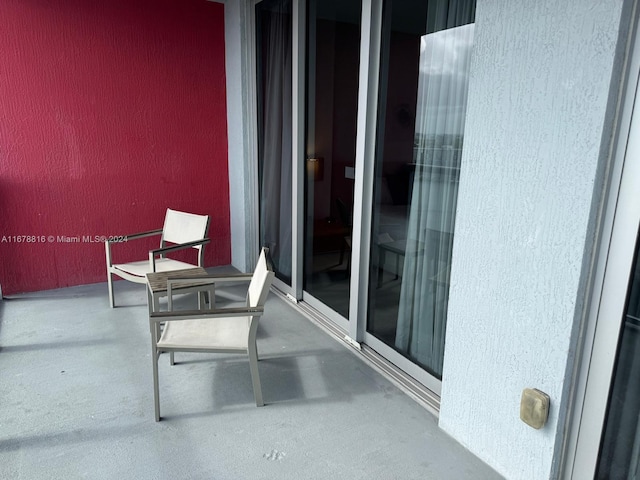 2602 E Hallandale Beach Blvd Unit R2105, Hallandale Beach, FL 33009 - view of balcony