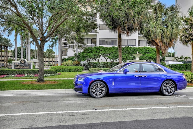 20185 E Country Club Dr Unit 2209, Aventura, FL 33180 - view of vehicle parking
