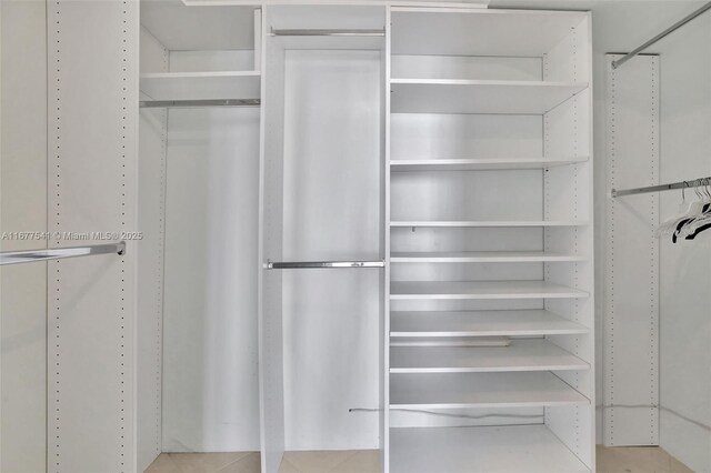 20185 E Country Club Dr Unit 2209, Aventura, FL 33180 - view of spacious closet