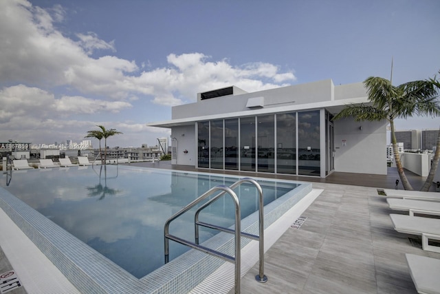 9940 W Bay Harbor Dr Unit 7G-N, Bay Harbor Islands, FL 33154 - view of community pool