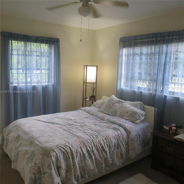 bedroom featuring ceiling fan