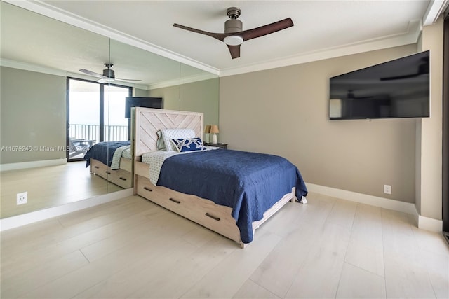 bedroom with access to outside, ornamental molding, light wood-type flooring, a wall of windows, and ceiling fan