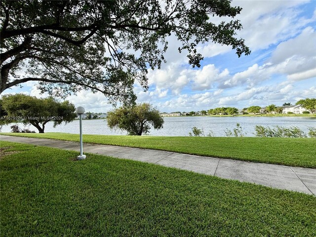 3405 NW 44th St Unit 104, Oakland Park, FL 33309 - water view