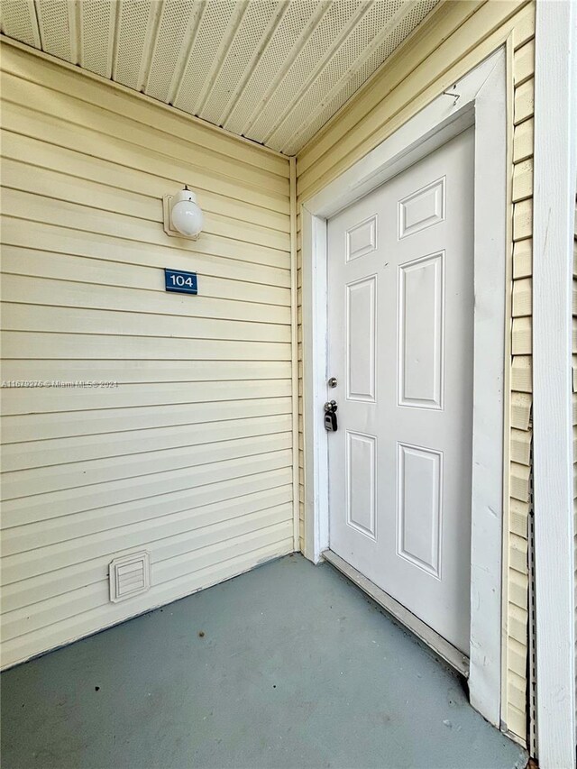 3405 NW 44th St Unit 104, Oakland Park, FL 33309 - view of doorway to property