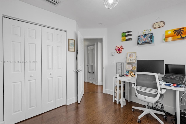 office area with dark hardwood / wood-style floors