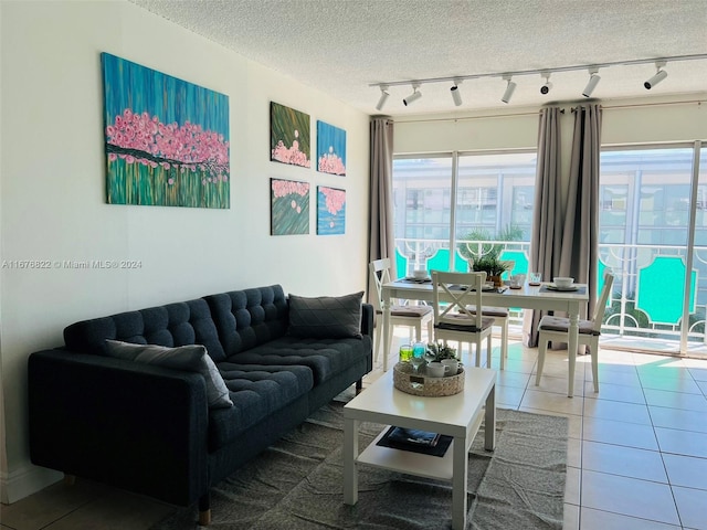 Listing photo 3 for 1732 Meridian Ave Unit 701, Miami Beach FL 33139