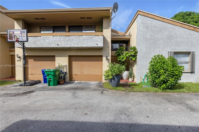 view of front of home featuring a garage