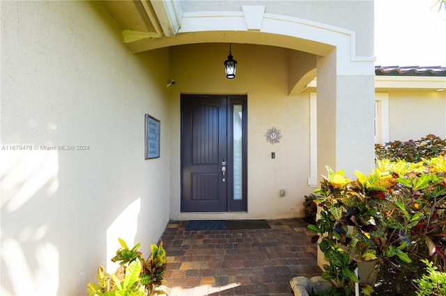 view of property entrance