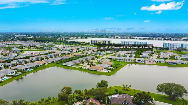 4527 Blessed Place Dr, Oakland Park, FL 33309 - view of urban area featuring a large body of water