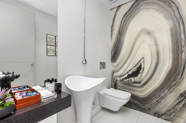 2370 Bayview Ln, North Miami, FL 33181 - bathroom with a freestanding tub and toilet