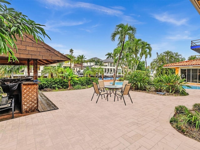 449 Isle Of Palms Dr, Fort Lauderdale, FL 33301 - view of patio / terrace featuring outdoor dining space