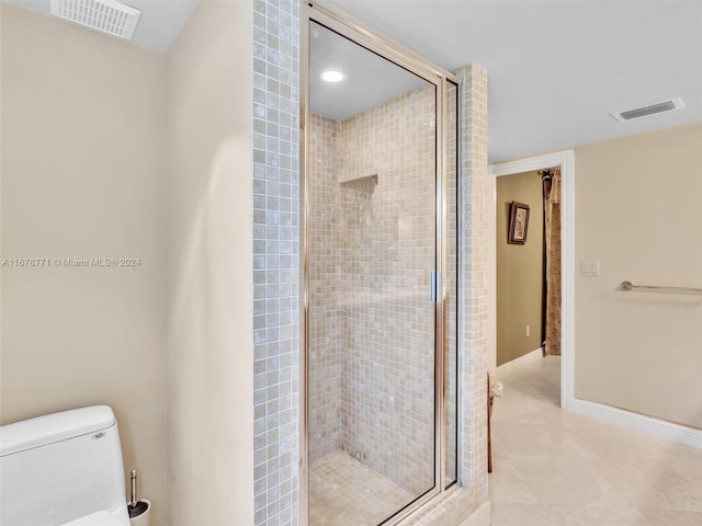 449 Isle Of Palms Dr, Fort Lauderdale, FL 33301 - full bathroom featuring tile patterned floors, a shower stall, toilet, and visible vents