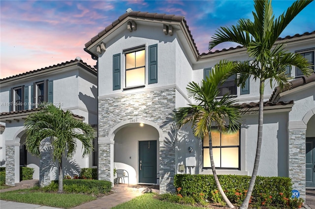 view of mediterranean / spanish-style house