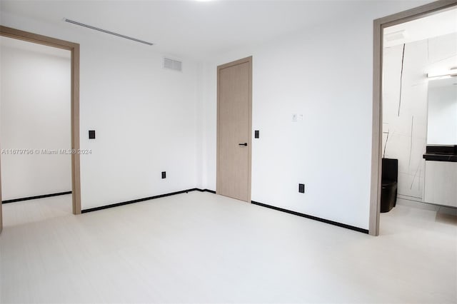 420 SW 15th Rd, Miami, FL 33129 - unfurnished bedroom featuring ensuite bath
