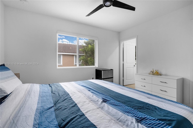 bedroom featuring ceiling fan