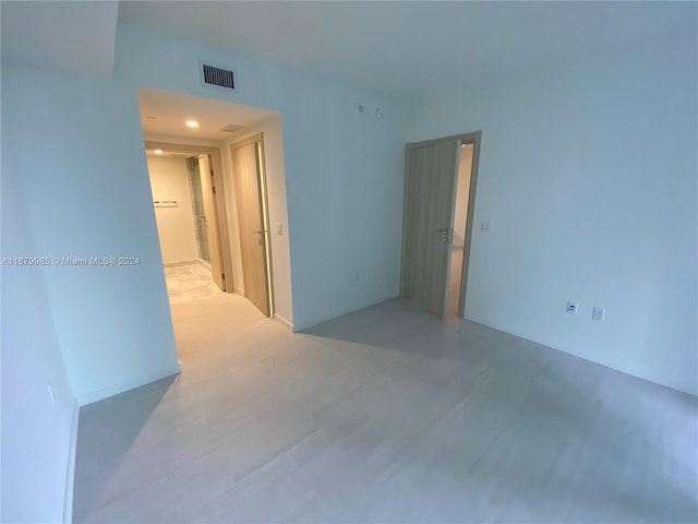 1000 Brickell Plz Unit 2907, Miami, FL 33131 - view of unfurnished room